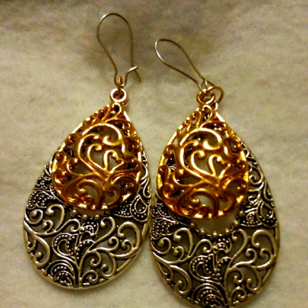 Elegant Gold and Silver Filigree Dangle Earrings